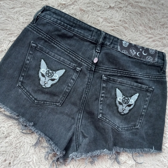 Omg this custom garment costs so much on Poshmark! Why, you wonder? Read me! - Picture 12 of 16